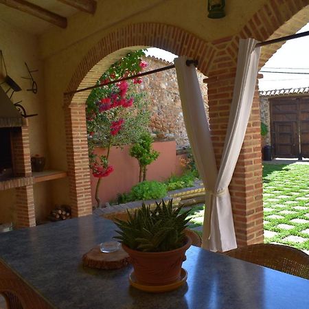 La Casa del Azafrán Vila Villanueva del Rebollar de la Sierra Exterior foto